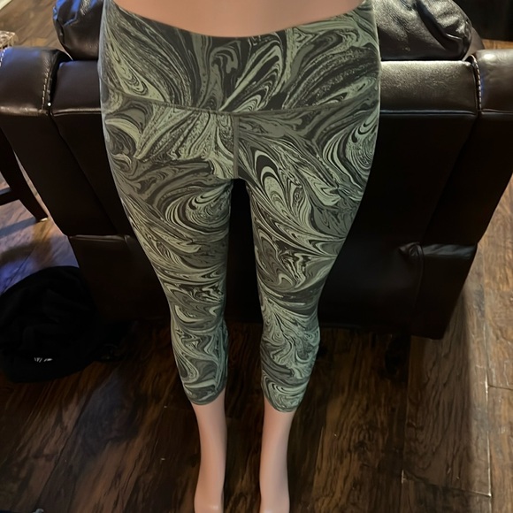 Athleta Pants - Athleta 🤩
